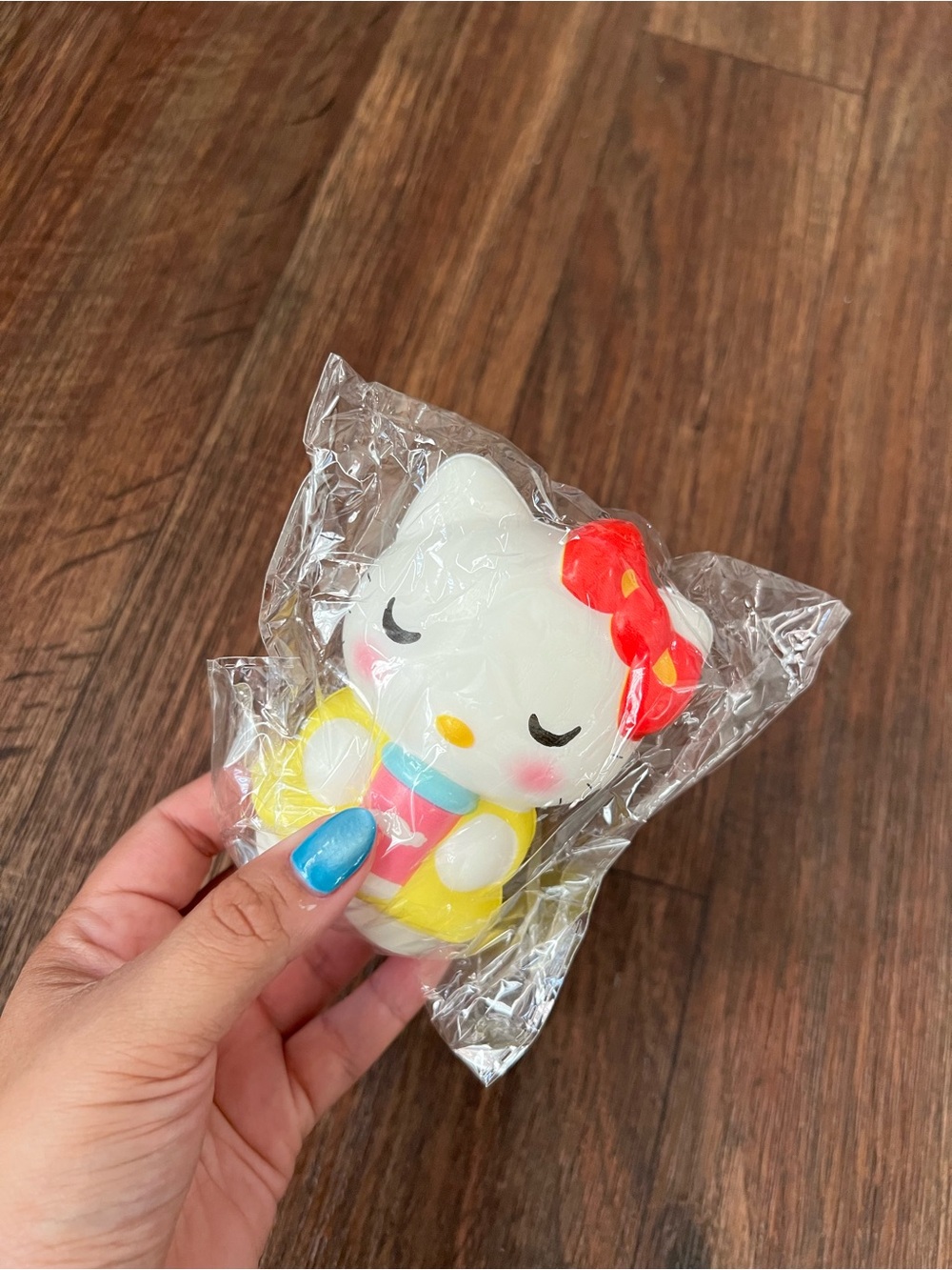 Hello Kitty Coffee Squishy | Cute Stress Relief Fidget Toy | New ☕️💛
